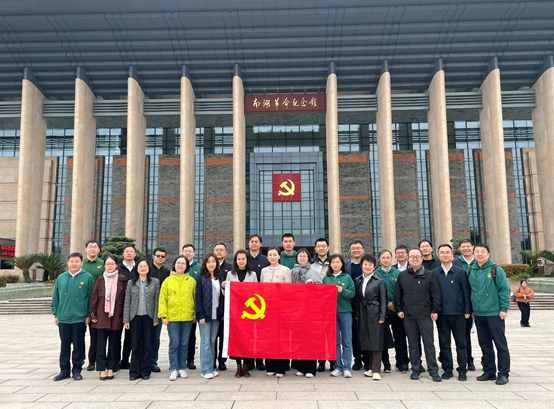 红船精神照征程，奋楫笃行启新章 ——第73期高校中青年干部培训班浙江团开展“新时代重走一大路”党性学习教育活动